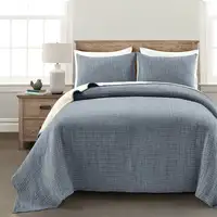Photo of Full/Queen Size 3-Piece Reversible Woven Cotton Quilt Set