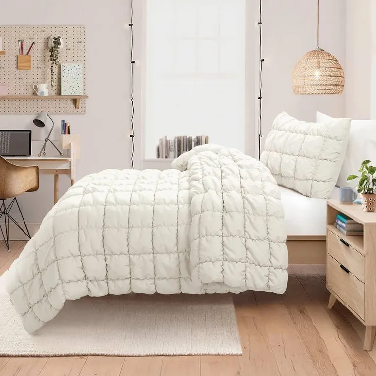 Full/Queen Soft Lightweight Puff Textured 3-Piece Comforter Set in Off White Photo 2