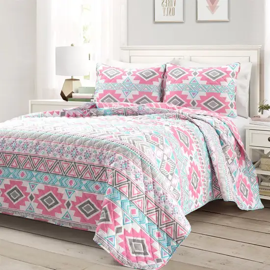 Full/Queen Southwest Style Polyester Pink Blue Striped Reversible Quilt Set Photo 1