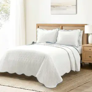 Photo of Scalloped Edge Reversible Thin/Light Quilt Set