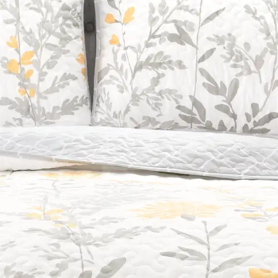 Full/Queen Yellow Grey Floral Light/Thin Quilt Set Photo 3