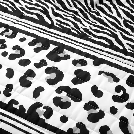 Full/Queen size Animal Print Black White Lightweight Reversible Quilt Set Photo 3