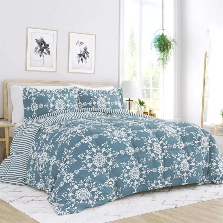 3-Piece Reversible Floral Striped Comforter Set Photo 1