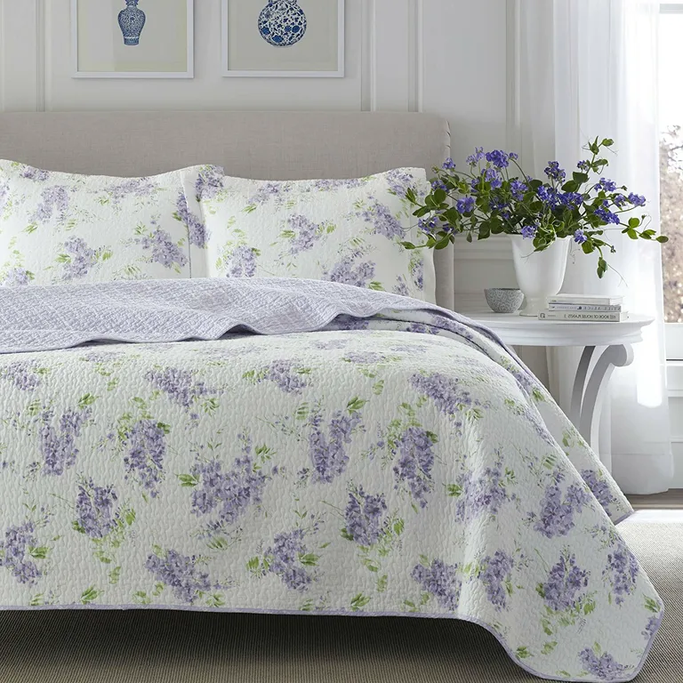 Full / Queen size 3-Piece Cotton Quilt Set with White Purple Floral Pattern Photo 3