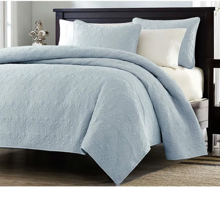 Full / Queen size Quilted Bedspread Coverlet with 2 Shams in Light Blue Photo 2