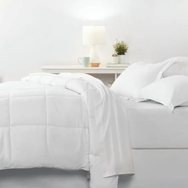 Full Size Microfiber 6-Piece Reversible Bed In A Bag Comforter Set in White Photo 3