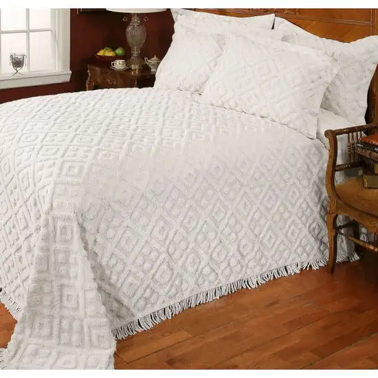 Full size Beige Chenille Cotton Bedspread with Fringe Edges Photo 1