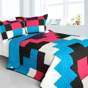 Photo of Gonna Lie - Vermicelli-Quilted Patchwork Geometric Quilt Set Full/Queen