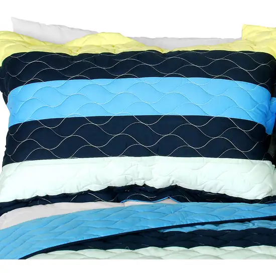 Happy Paradise -  3PC Vermicelli-Quilted Patchwork Quilt Set (Full/Queen Size) Photo 2