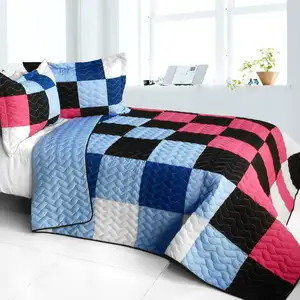 Photo of Ice Fire - 3PC Vermicelli - Quilted Patchwork Quilt Set (Full/Queen Size)