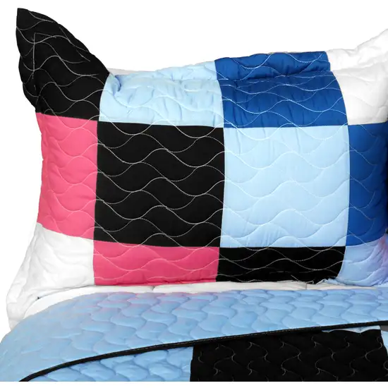 Ice Fire -  3PC Vermicelli - Quilted Patchwork Quilt Set (Full/Queen Size) Photo 1