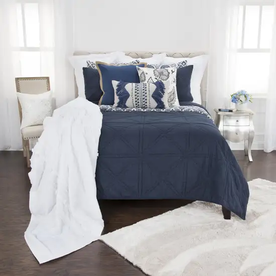 Indigo Queen 100% Cotton 300 Thread Count Machine Washable Down Alternative Comforter Photo 7