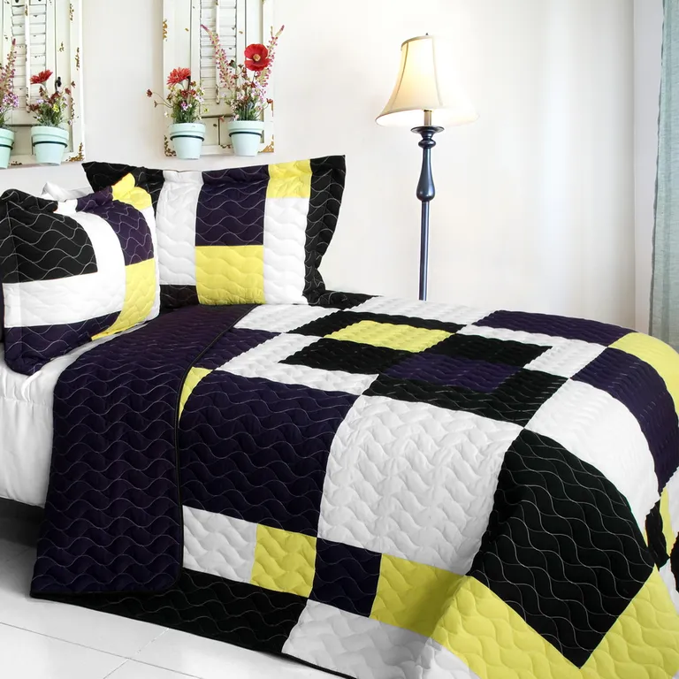 King - Brand New Vermicelli-Quilted Patchwork Quilt Set Full/Queen Photo 1