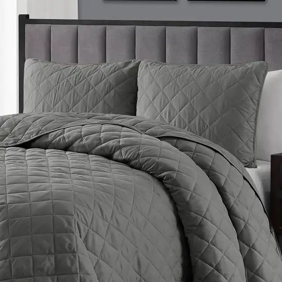 King/CAL King 3-Piece Dark Grey Polyester Microfiber Diamond Quilted Quilt Set Photo 3