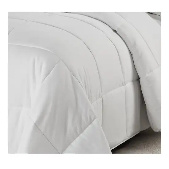 King/Cal King Traditional Microfiber Reversible 3 Piece Comforter Set in White Photo 3