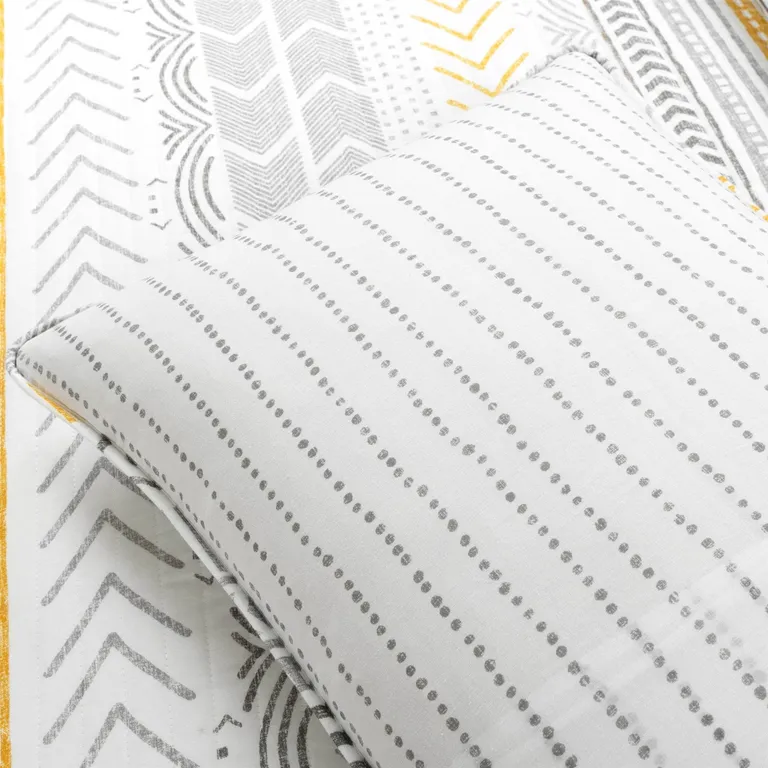 King Scandinavian Grey/Yellow/White Chevron Stripe Reversible Cotton Quilt Set Photo 4