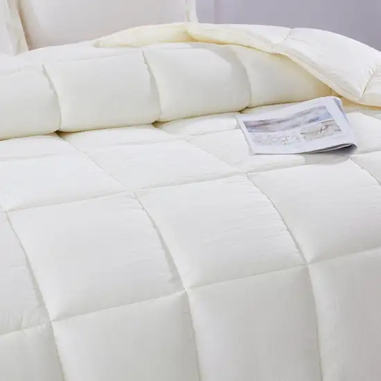 King Size Off White 3 Piece Microfiber Reversible Comforter Set Photo 2