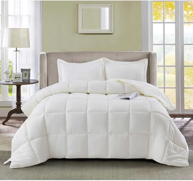 King Size Off White 3 Piece Microfiber Reversible Comforter Set Photo 1