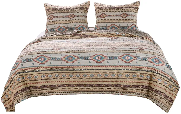 King Size 3 Piece Polyester Quilt Set with Kilim Pattern Photo 1