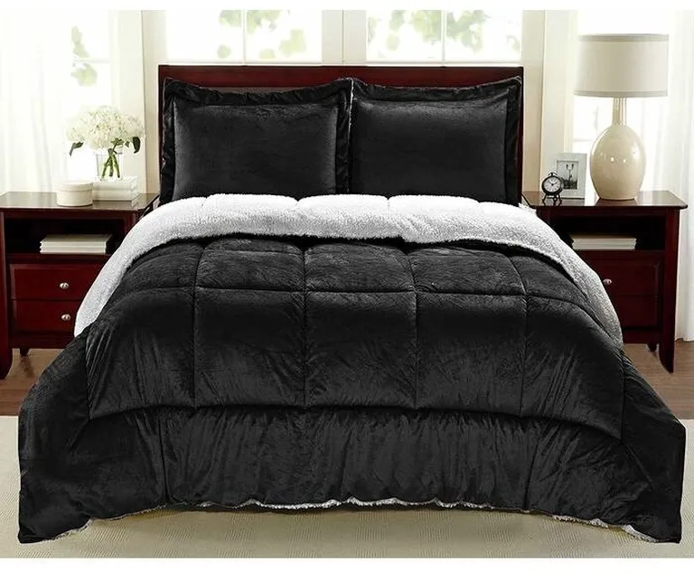 King Size 3 Piece Ultra Soft Sherpa Wrinkle Resistant Comforter Set Photo 4