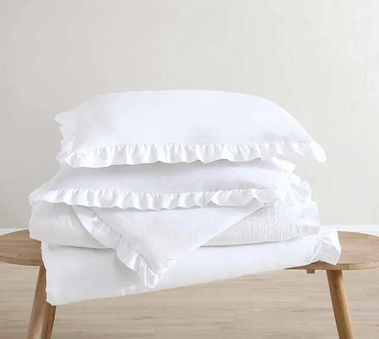 King Size White Ruffled Edge Microfiber Comforter Set Photo 3