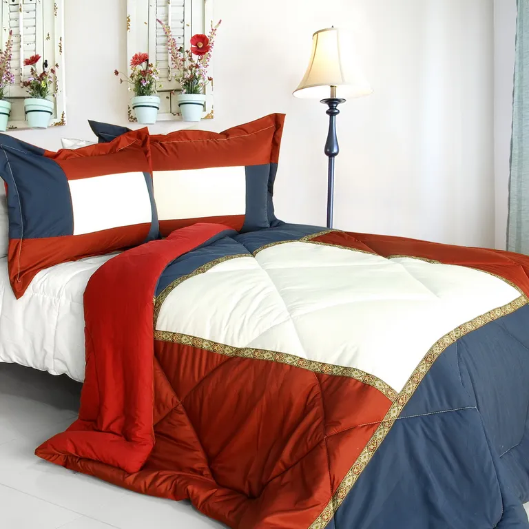 King and Queen - Quilted Patchwork Down Alternative Comforter Set (Twin Size) Photo 1