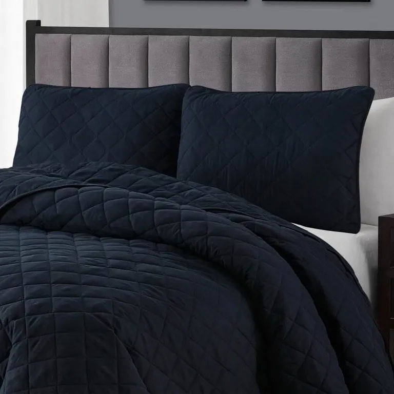 King size 3-Piece Navy Blue Polyester Microfiber Reversible Diamond Quilt Set Photo 3