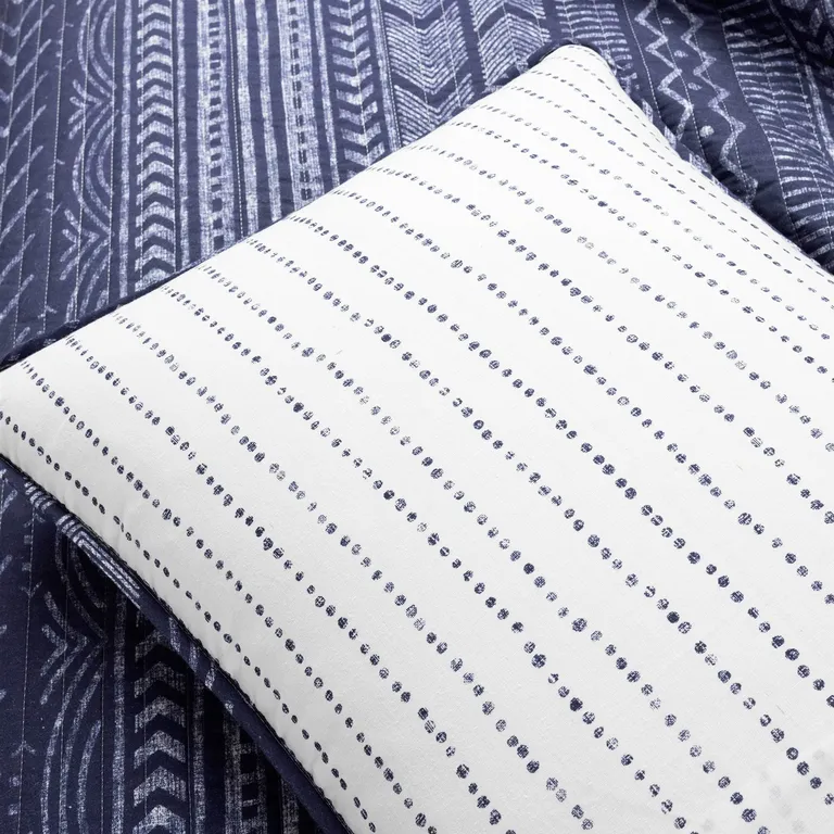 King size Scandinavian Chevron Navy Blue White Reversible Cotton Quilt Set Photo 4