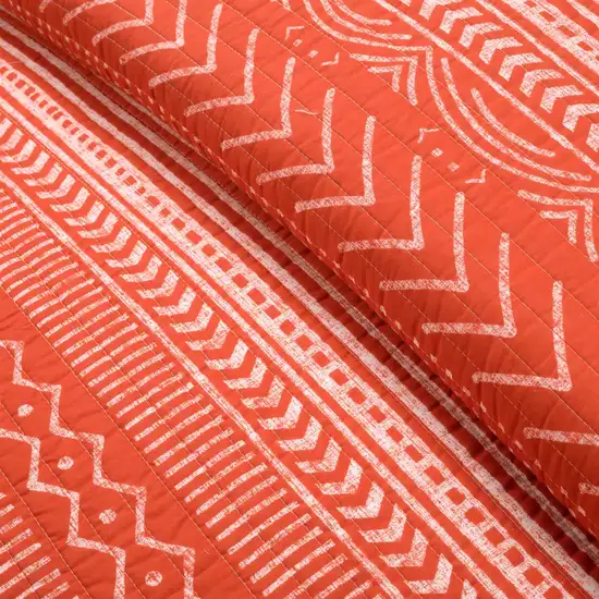 King size Scandinavian Chevron Orange White Stripe Reversible Cotton Quilt Set Photo 3