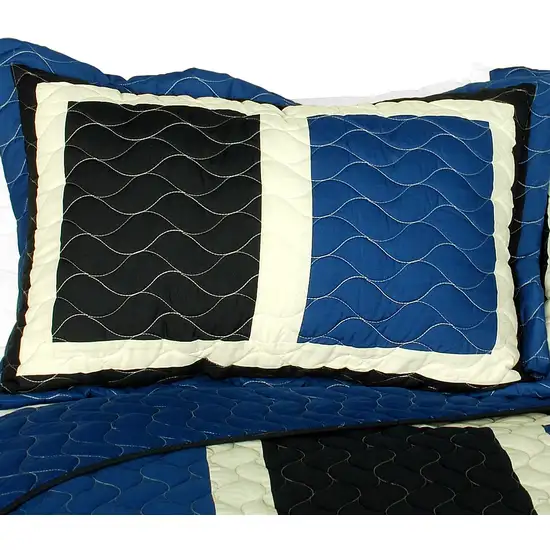 Knight -  3PC Vermicelli-Quilted Patchwork Quilt Set (Full/Queen Size) Photo 2