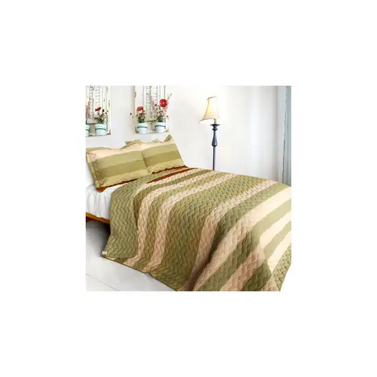 Last Winter -  3PC Vermicelli-Quilted Patchwork Quilt Set (Full/Queen Size) Photo 1