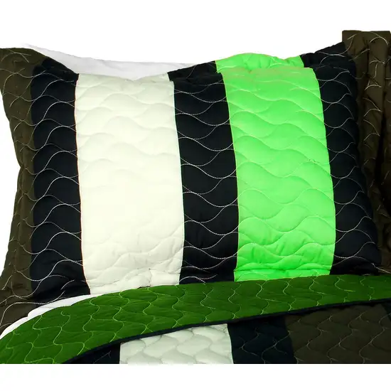 Lemon Tree -  3PC Vermicelli-Quilted Patchwork Quilt Set (Full/Queen Size) Photo 2