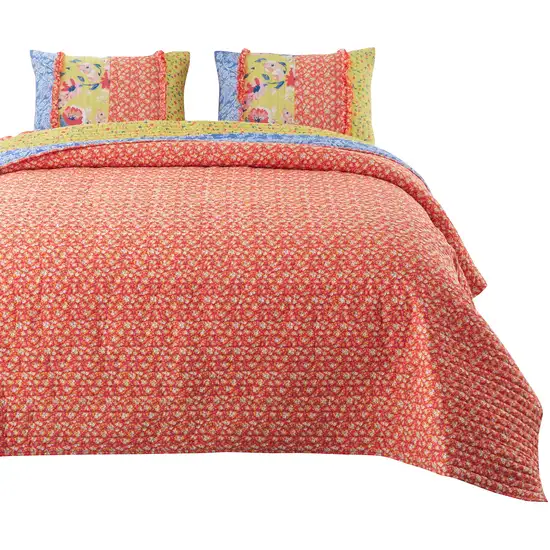 Lio 3 Piece Microfiber King Quilt Set, Bohemian Floral Pattern Photo 3