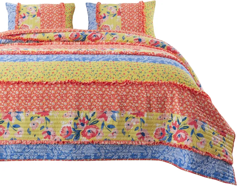 Lio 3 Piece Microfiber King Quilt Set, Bohemian Floral Pattern Photo 1