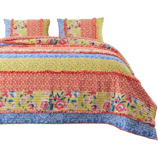 Lio 3 Piece Microfiber King Quilt Set, Bohemian Floral Pattern Photo 1