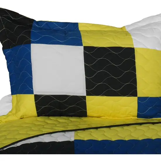 Little Smile -  Vermicelli-Quilted Patchwork Geometric Quilt Set Full/Queen Photo 2