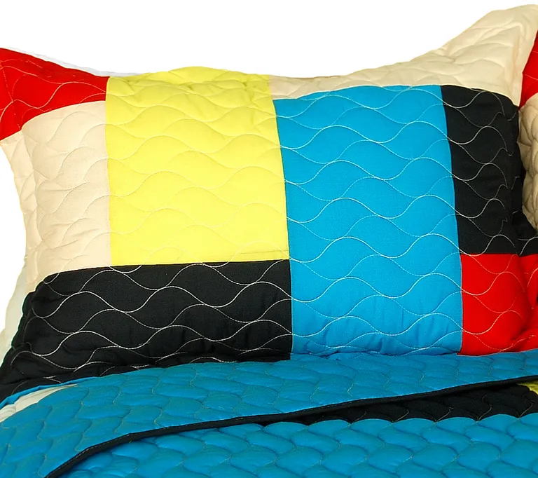 Love in Sunlight - 3PC Vermicelli-Quilted Patchwork Quilt Set (Full/Queen Size) Photo 1