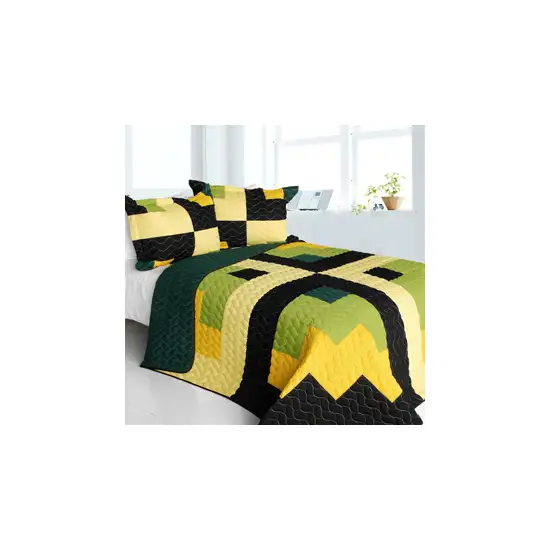 Lucky Break -  3PC Vermicelli-Quilted Patchwork Quilt Set (Full/Queen Size) Photo 2