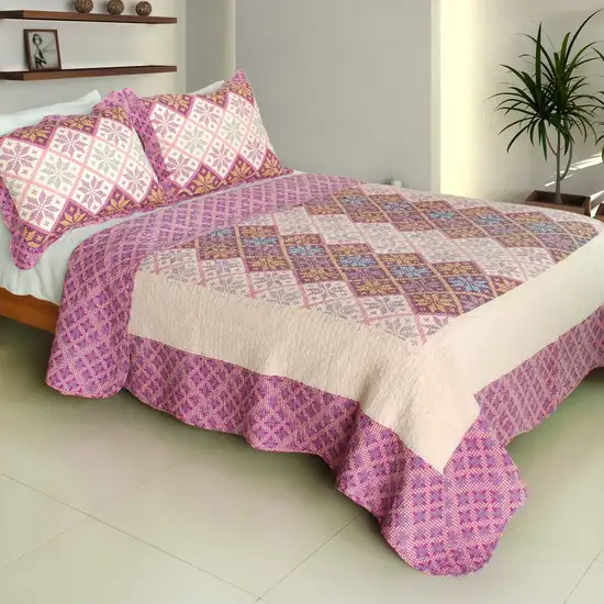 Lucky Ring -  100% Cotton 3PC Vermicelli-Quilted Patchwork Quilt Set (Full/Queen Size) Photo 1