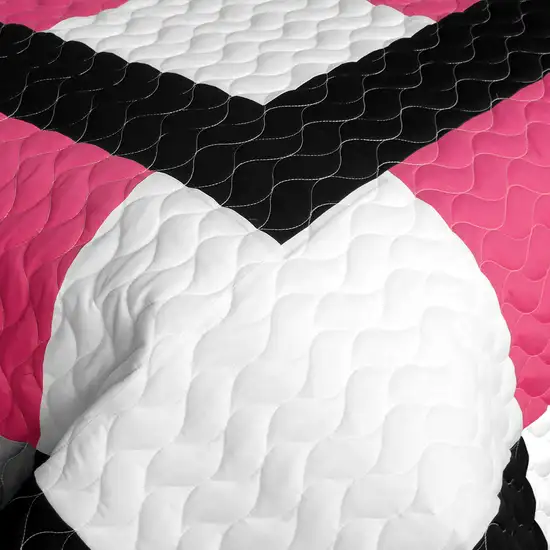 Modern Pink -  3PC Vermicelli - Quilted Patchwork Quilt Set (Full/Queen Size) Photo 5