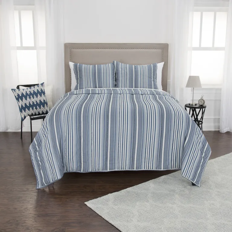 Multi Blues King 100% Cotton 300 Thread Count Machine Washable Down Alternative Comforter Photo 3