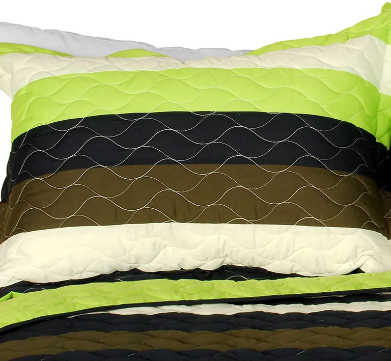 Olive - 3PC Vermicelli-Quilted Patchwork Quilt Set (Full/Queen Size) Photo 1