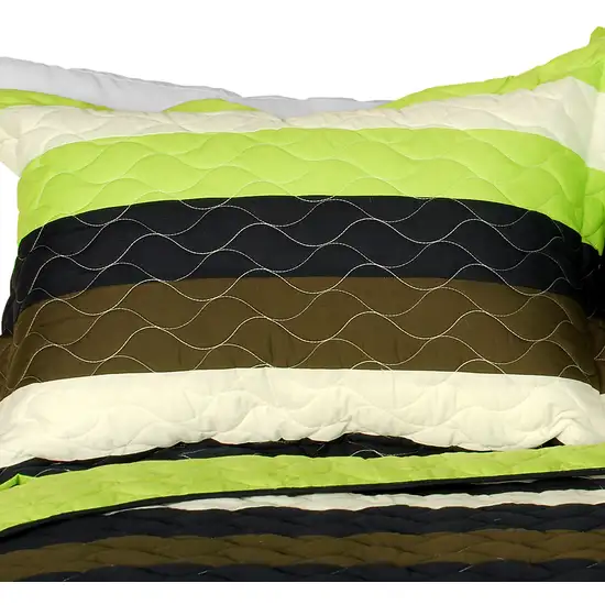 Olive -  3PC Vermicelli-Quilted Patchwork Quilt Set (Full/Queen Size) Photo 2