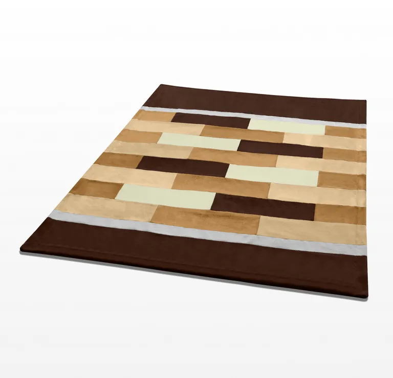 Onitiva - Brown & White - Soft Coral Fleece Patchwork Throw Blanket (59 by 78.7 inches) Photo 3