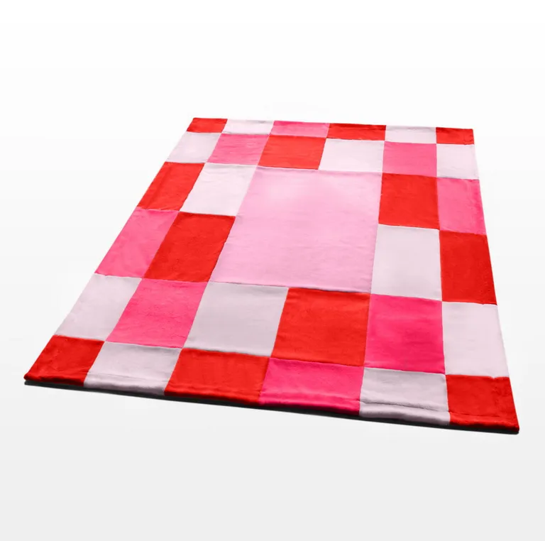 Onitiva - Cerelia - Soft Coral Fleece Patchwork Throw Blanket (59 by 78.7 inches) Photo 3