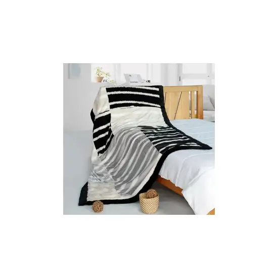 Onitiva - Classic Stripe -  Patchwork Throw Blanket (61 by 86.6 inches) Photo 2