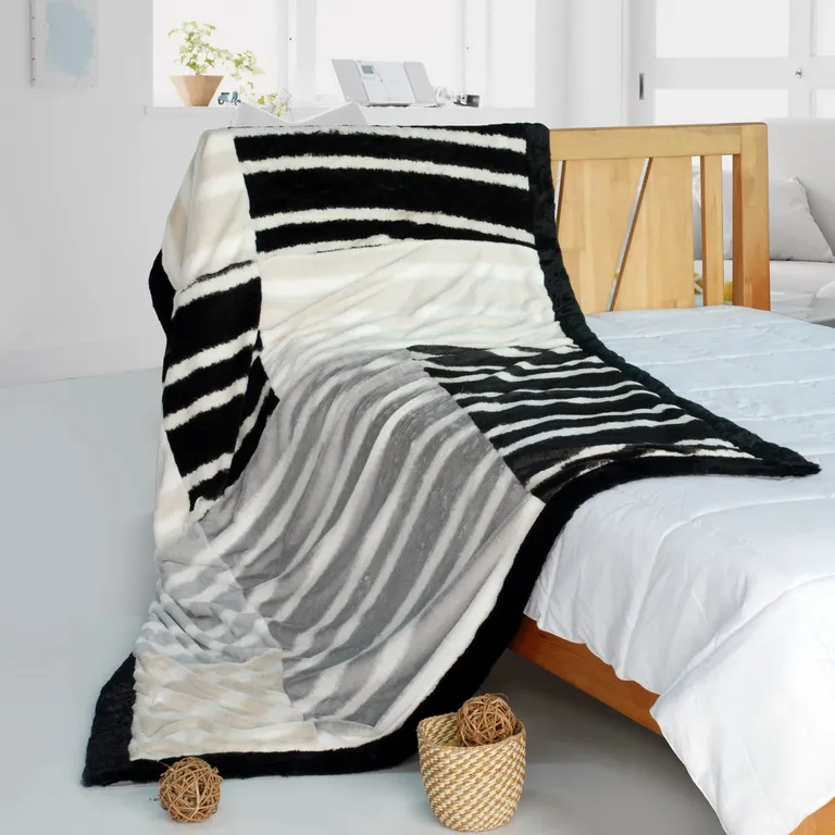 Onitiva - Classic Stripe - Patchwork Throw Blanket (61 by 86.6 inches) Photo 1
