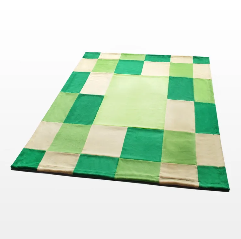 Onitiva - Emerald Dream - Soft Coral Fleece Patchwork Throw Blanket (59 by 78.7 inches) Photo 3