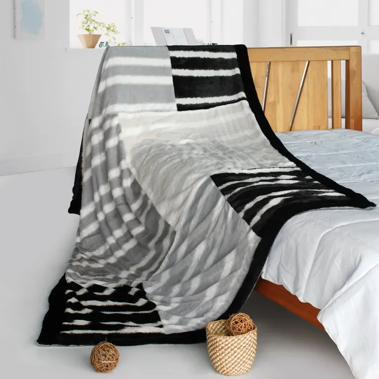 Onitiva - Fashion Charm - Stylish Patchwork Throw Blanket (61 by 86.6 inches) Photo 1