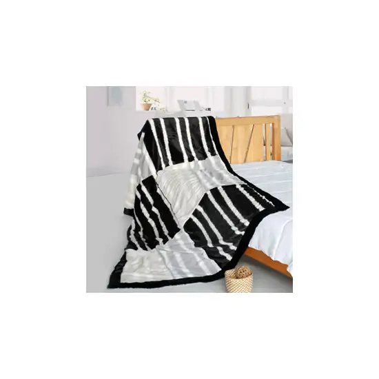 Onitiva - Fashion Stripes -  Stylish Patchwork Throw Blanket (61 by 86.6 inches) Photo 2